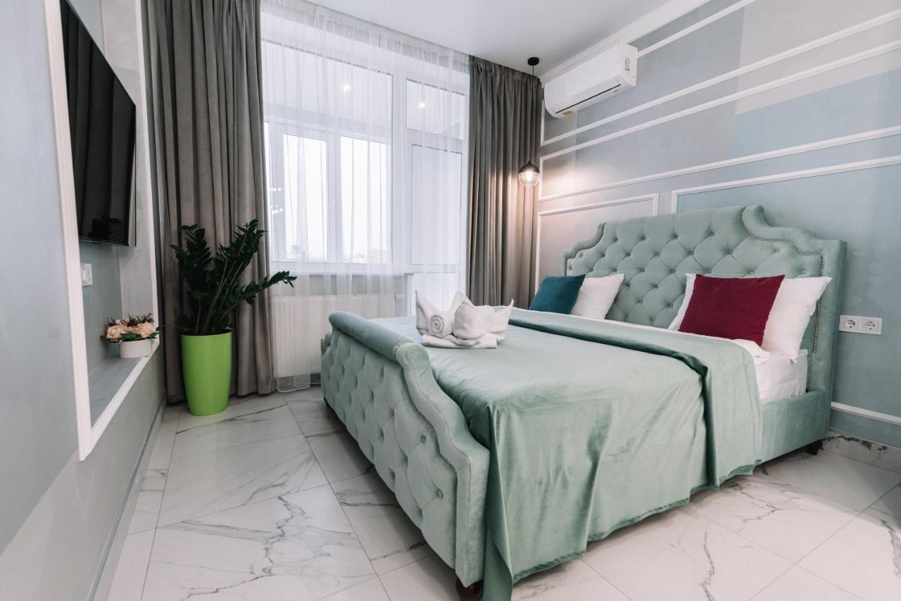 Royal Tower Vip Smart Apartments 1 키예프 외부 사진
