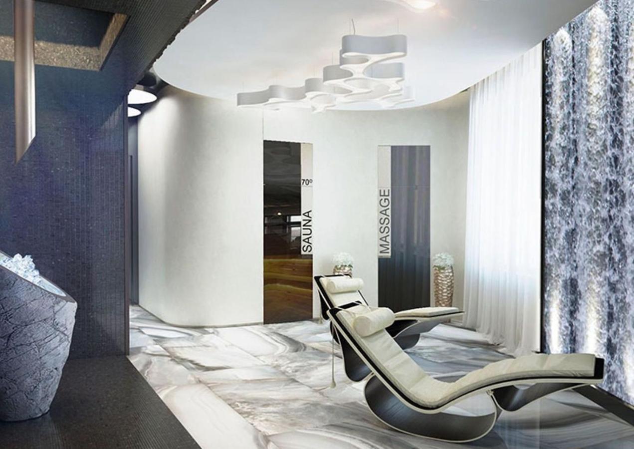 Royal Tower Vip Smart Apartments 1 키예프 외부 사진